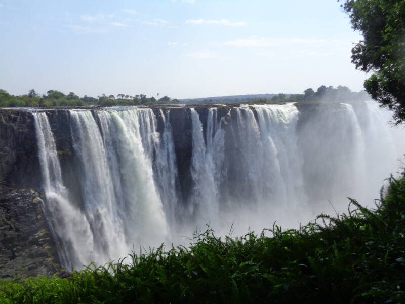 11/9 –  Bus to Victoria Falls 8:00am